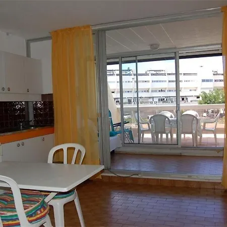 Studio Heliopolis E74 아파트 아그